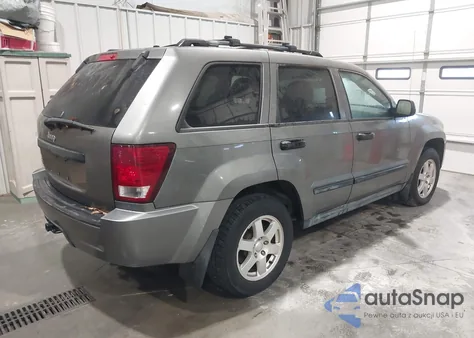 2008 Jeep Grand Cherokee Laredo z USA, uszkodzony, nr VIN 1J8GR48K08C137623